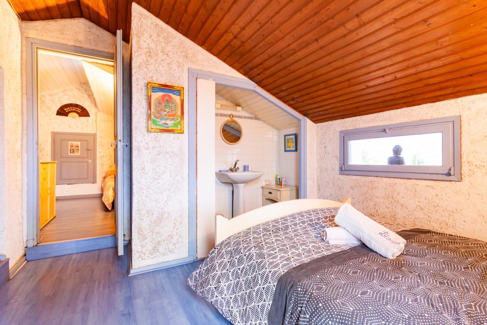 Villa & Spa-Sauna-Piscine-Massages Du "Nirvana Vivant" ビアール・シュル・セール エクステリア 写真