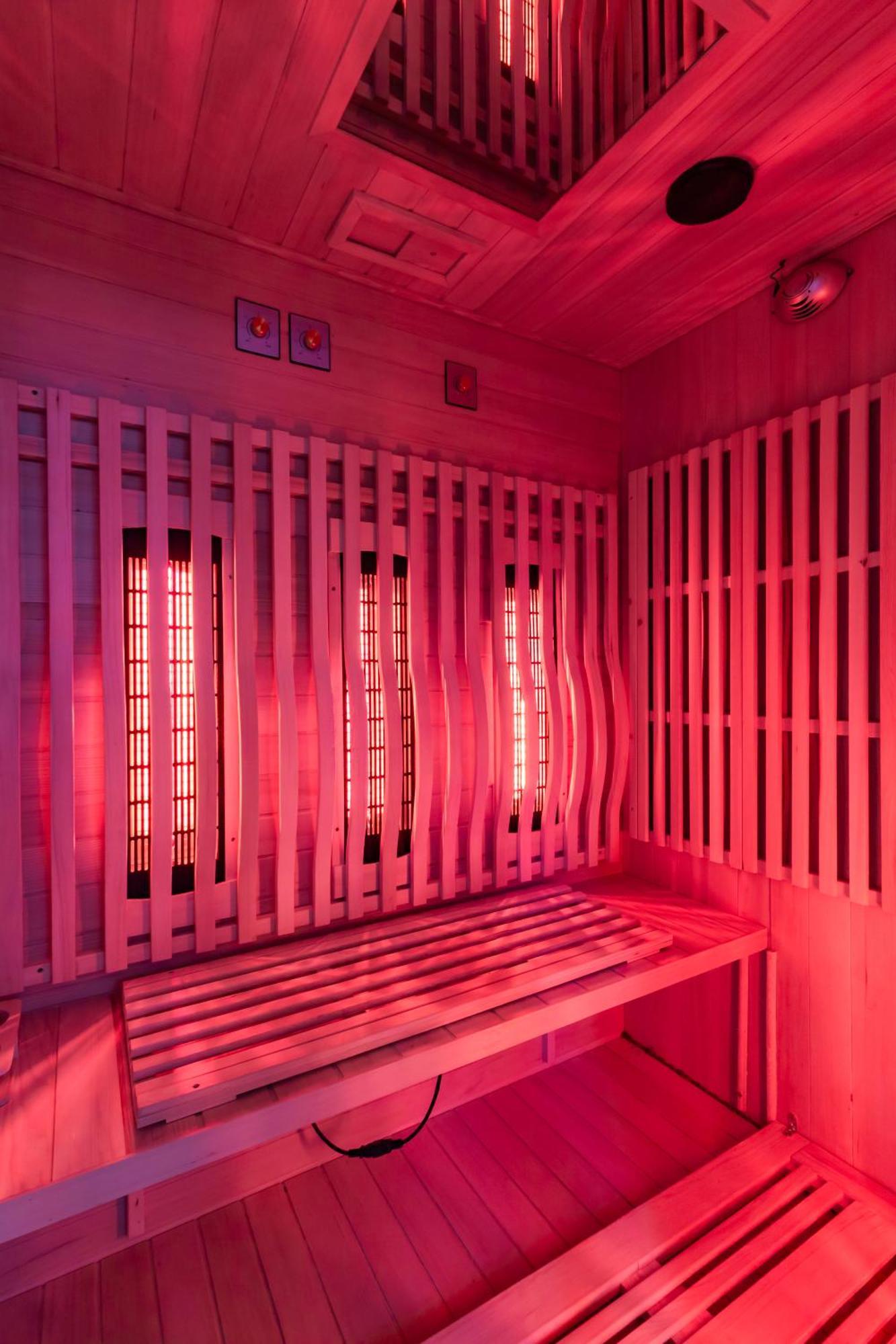 Villa & Spa-Sauna-Piscine-Massages Du "Nirvana Vivant" ビアール・シュル・セール エクステリア 写真