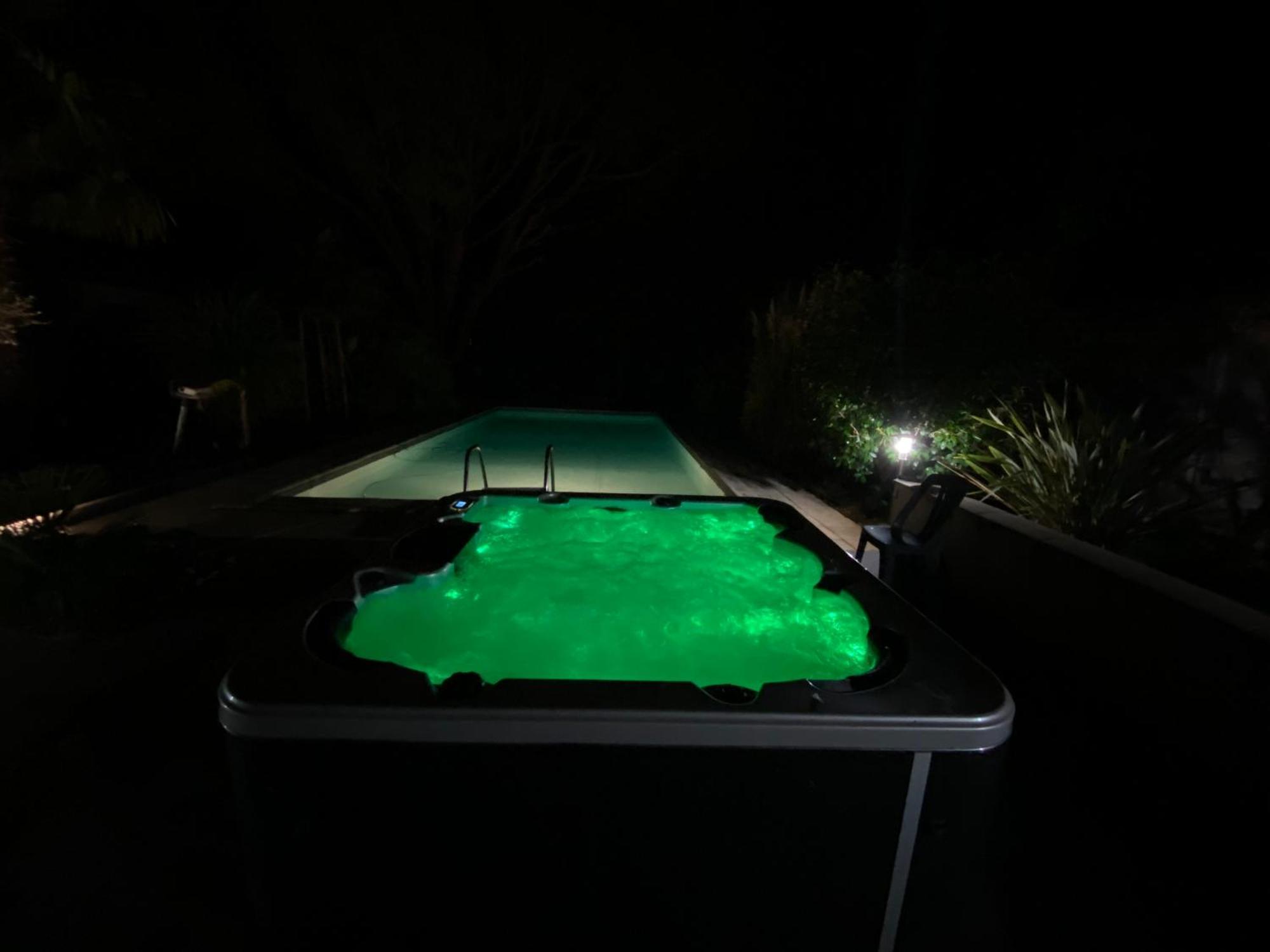 Villa & Spa-Sauna-Piscine-Massages Du "Nirvana Vivant" ビアール・シュル・セール エクステリア 写真